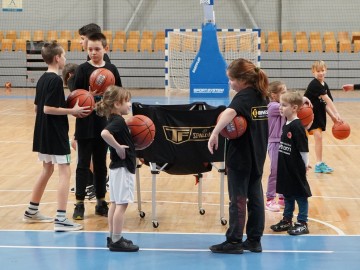 Тренування One team для українських дітей від «Прометея»