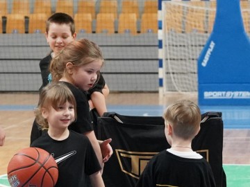 Тренування One team для українських дітей від «Прометея»