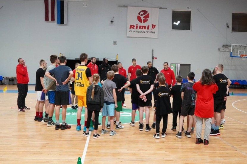 БК "Прометей" провів нове тренування в рамках соціальної програми Євроліги One Team